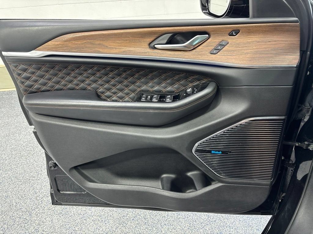 2021 Jeep Grand Cherokee L Summit
