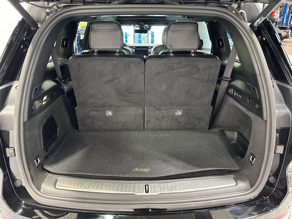 2021 Jeep Grand Cherokee L Summit