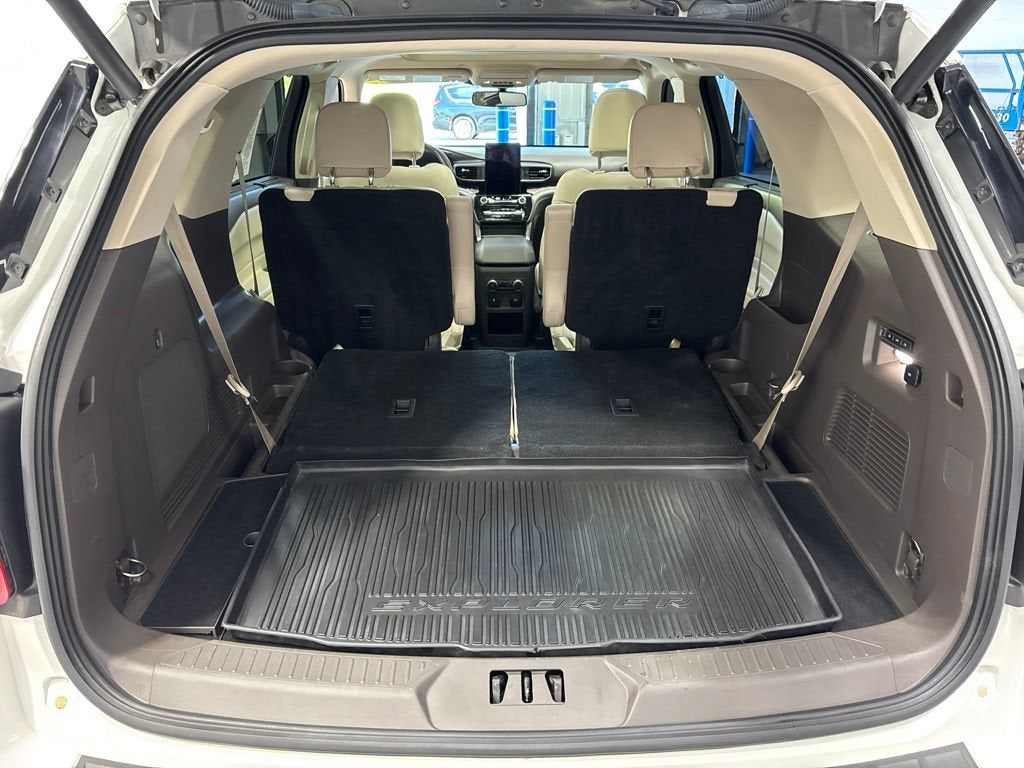 2021 Ford Explorer Platinum