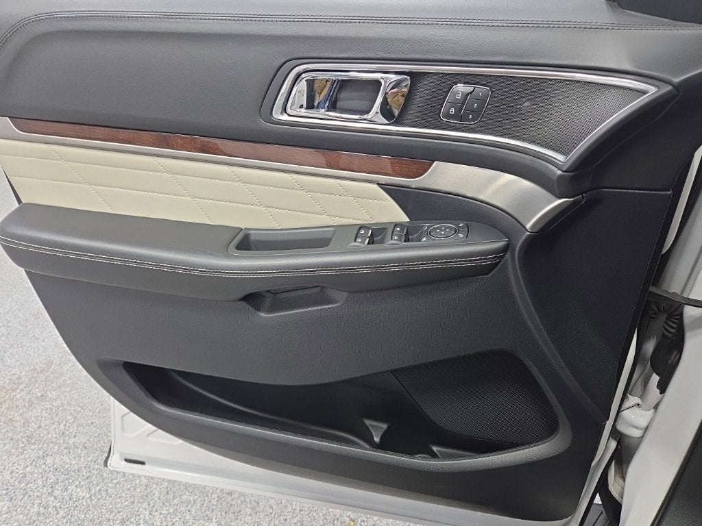 2019 Ford Explorer Platinum