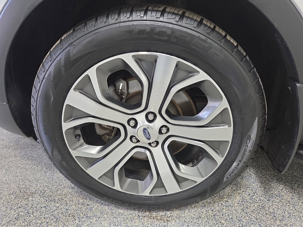 2019 Ford Explorer Platinum