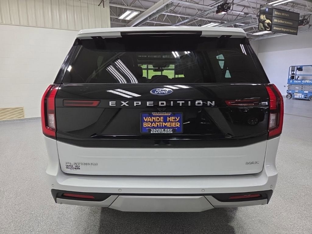 2025 Ford Expedition Max Platinum