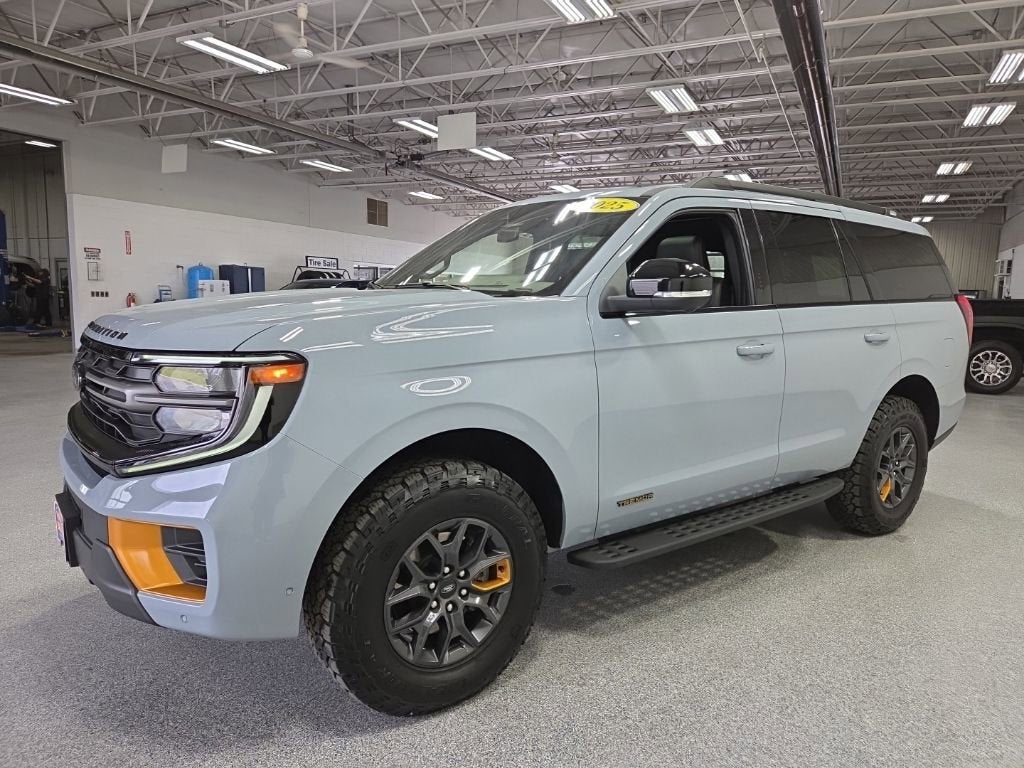 2025 Ford Expedition Tremor