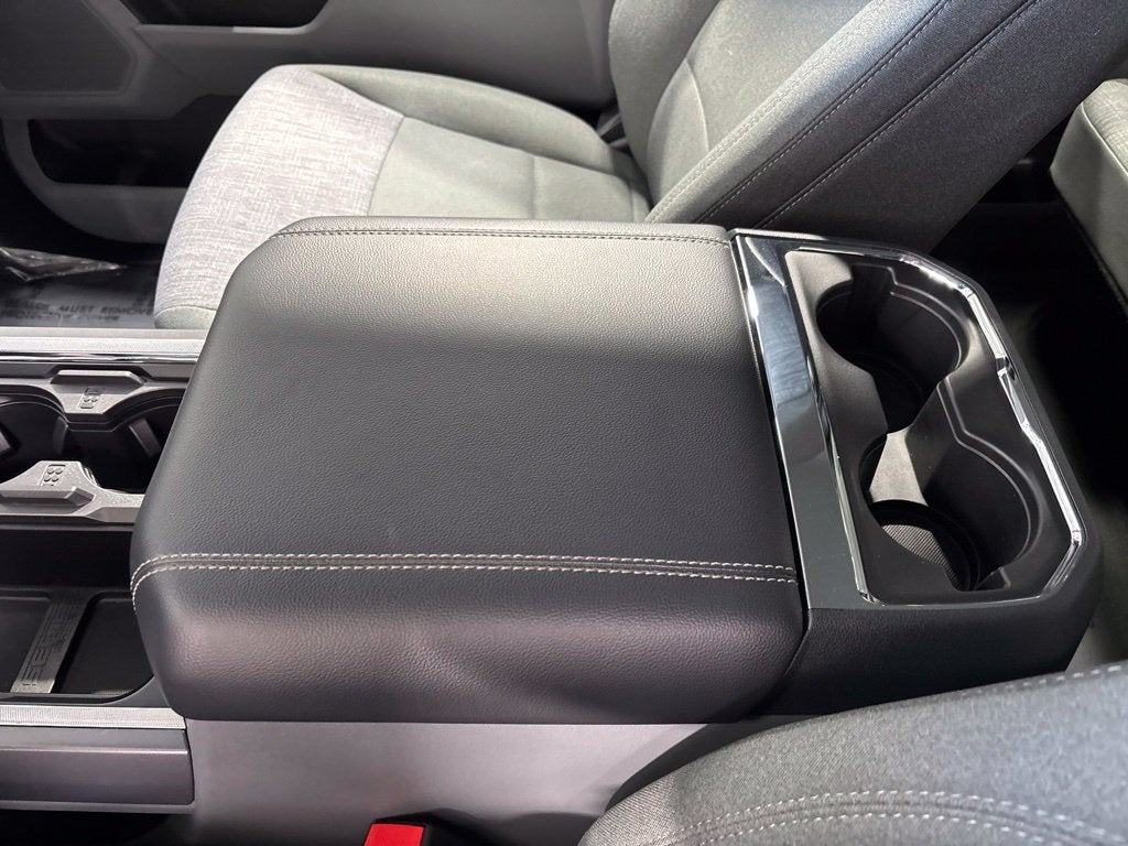 2025 Ford Super Duty F-350 DRW XLT