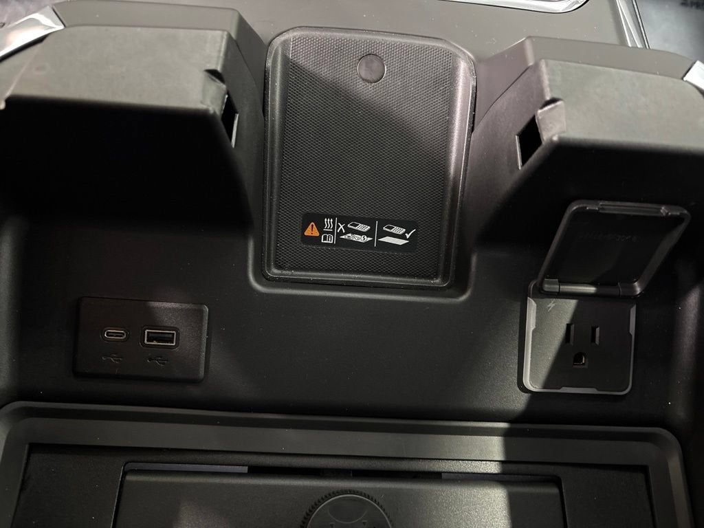 2025 Chevrolet Silverado 3500 HD LTZ DRW