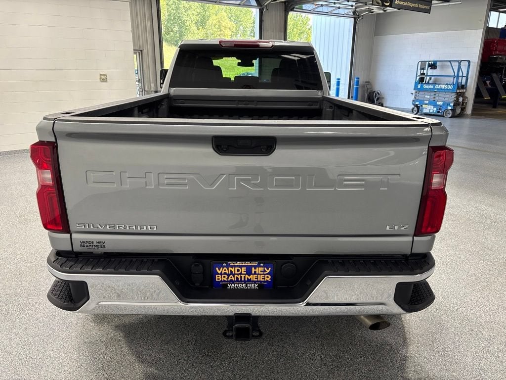2025 Chevrolet Silverado 3500 HD LTZ DRW