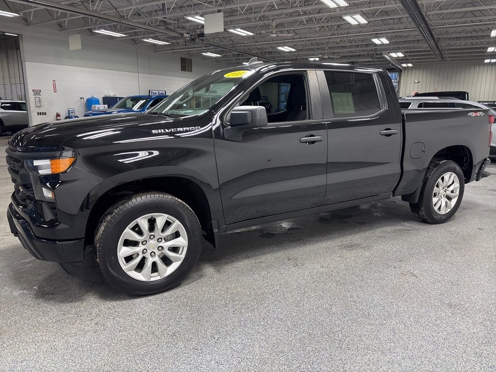 2023 Chevrolet Silverado 1500 Custom