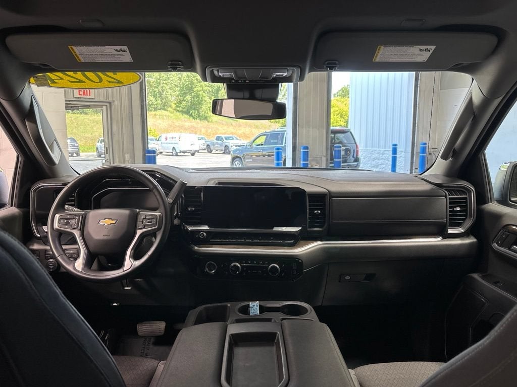 2024 Chevrolet Silverado 1500 LT (2FL)