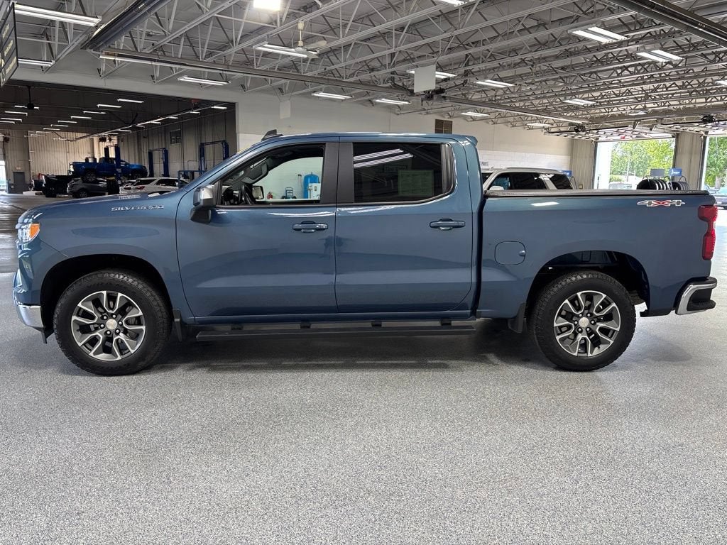 2024 Chevrolet Silverado 1500 LT (2FL)