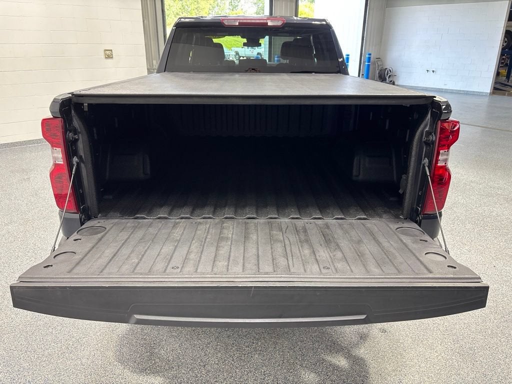 2023 Chevrolet Silverado 1500 LT (2FL)