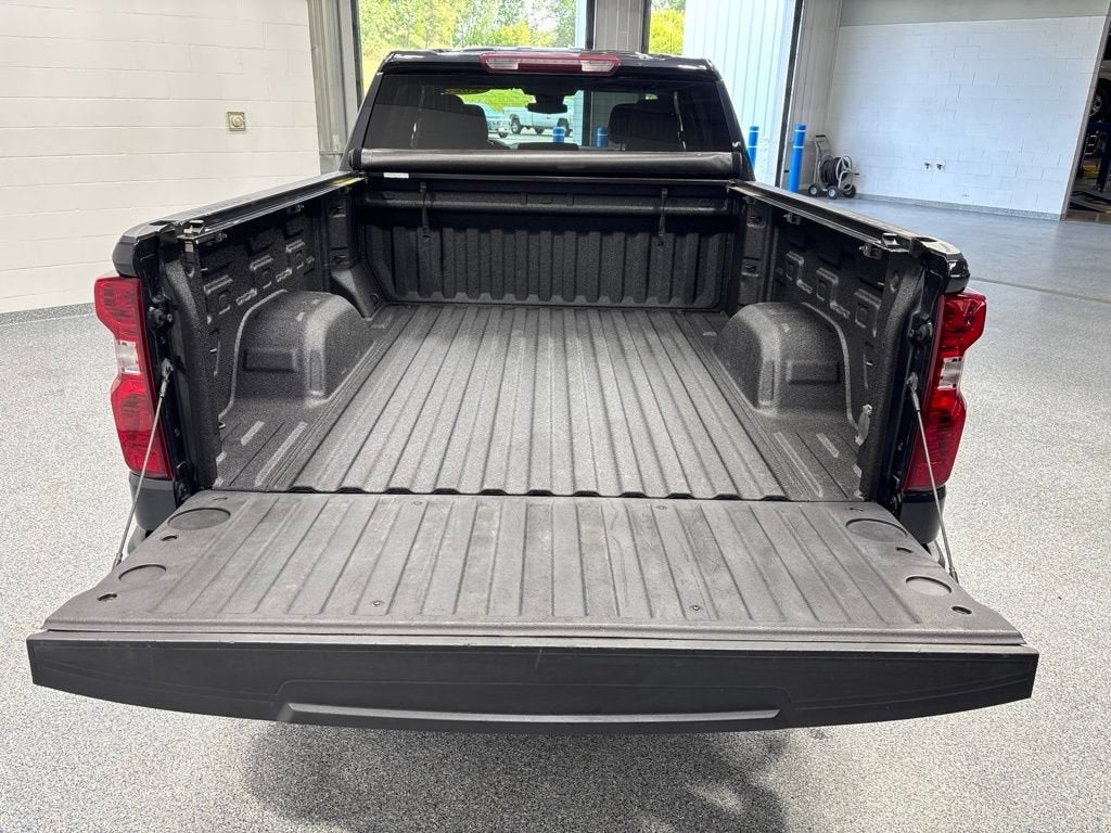 2023 Chevrolet Silverado 1500 LT (2FL)