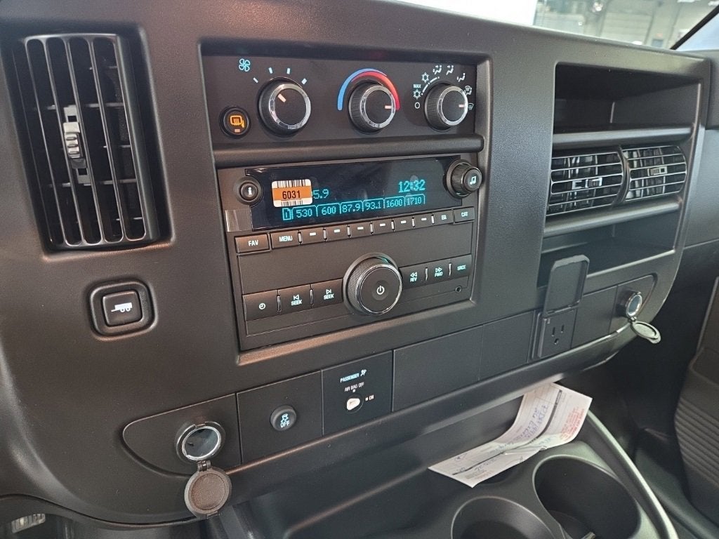 2026 Chevrolet Express Cargo WT