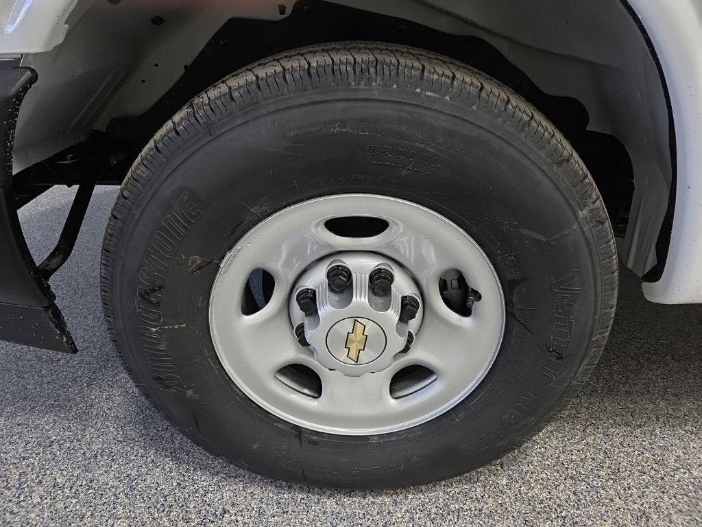 2026 Chevrolet Express Cargo WT