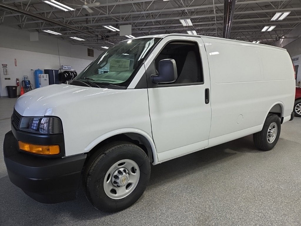 2026 Chevrolet Express Cargo WT