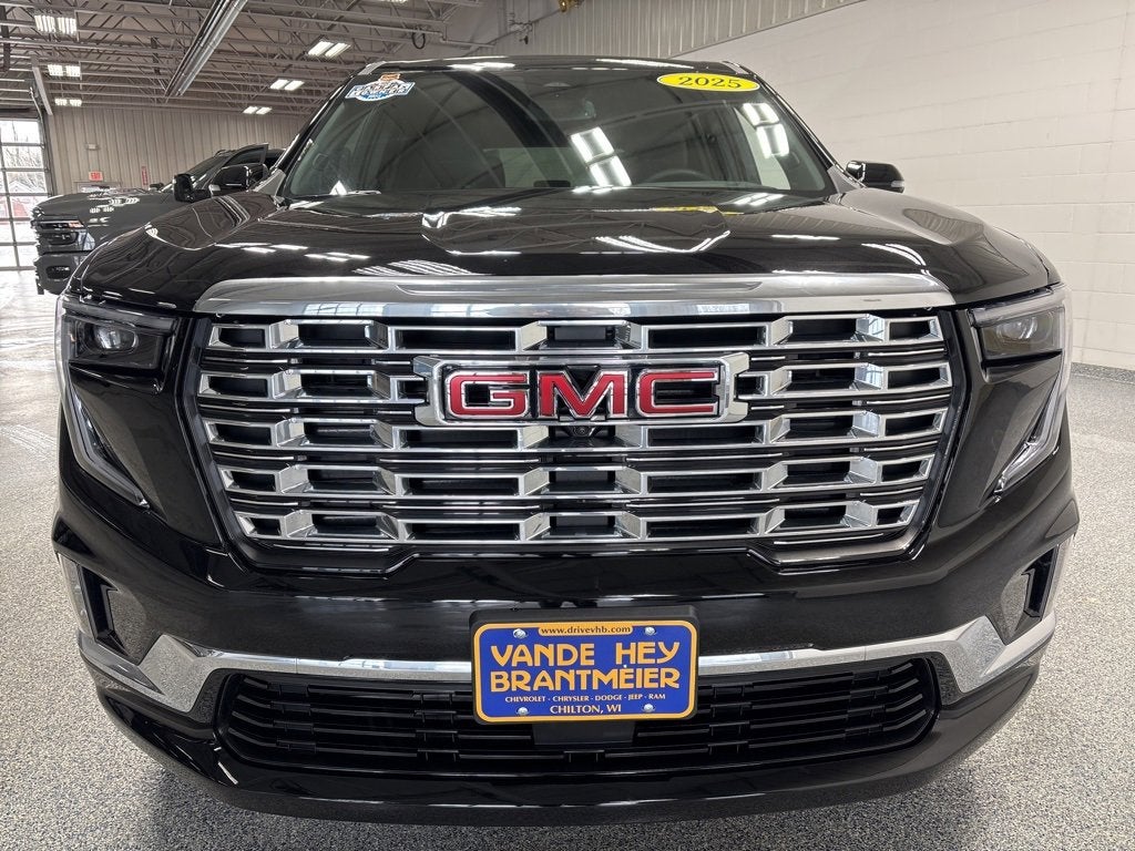 2025 GMC Acadia Denali