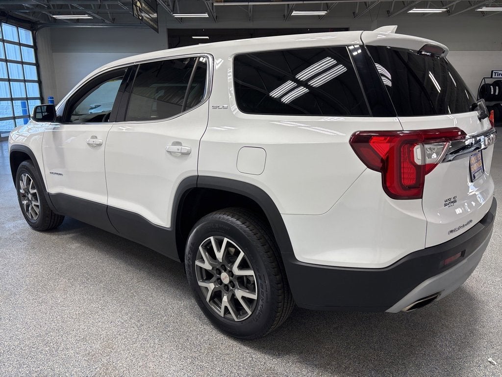 2023 GMC Acadia SLE