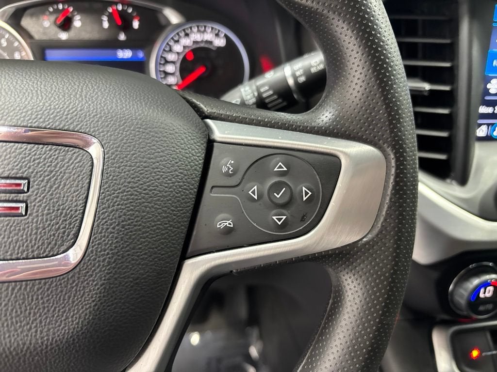 2022 GMC Acadia SLE