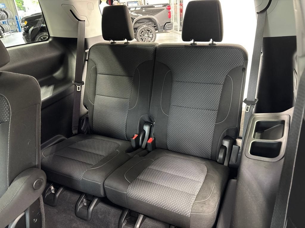 2022 GMC Acadia SLE