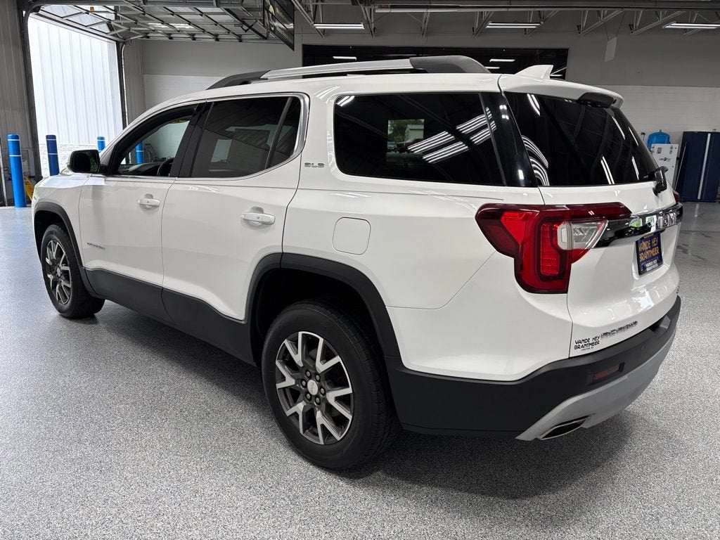 2022 GMC Acadia SLE