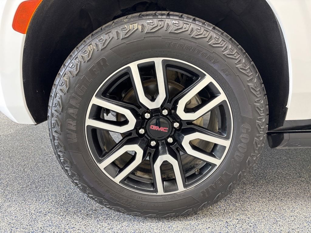 2023 GMC Yukon AT4