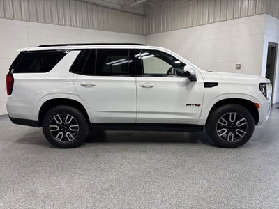 2023 GMC Yukon AT4