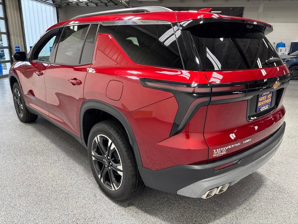 2027 Chevrolet Traverse LT