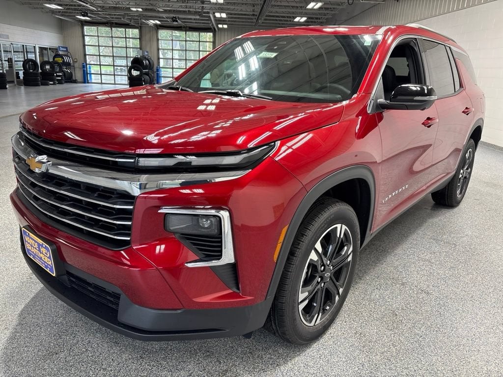 2027 Chevrolet Traverse LT