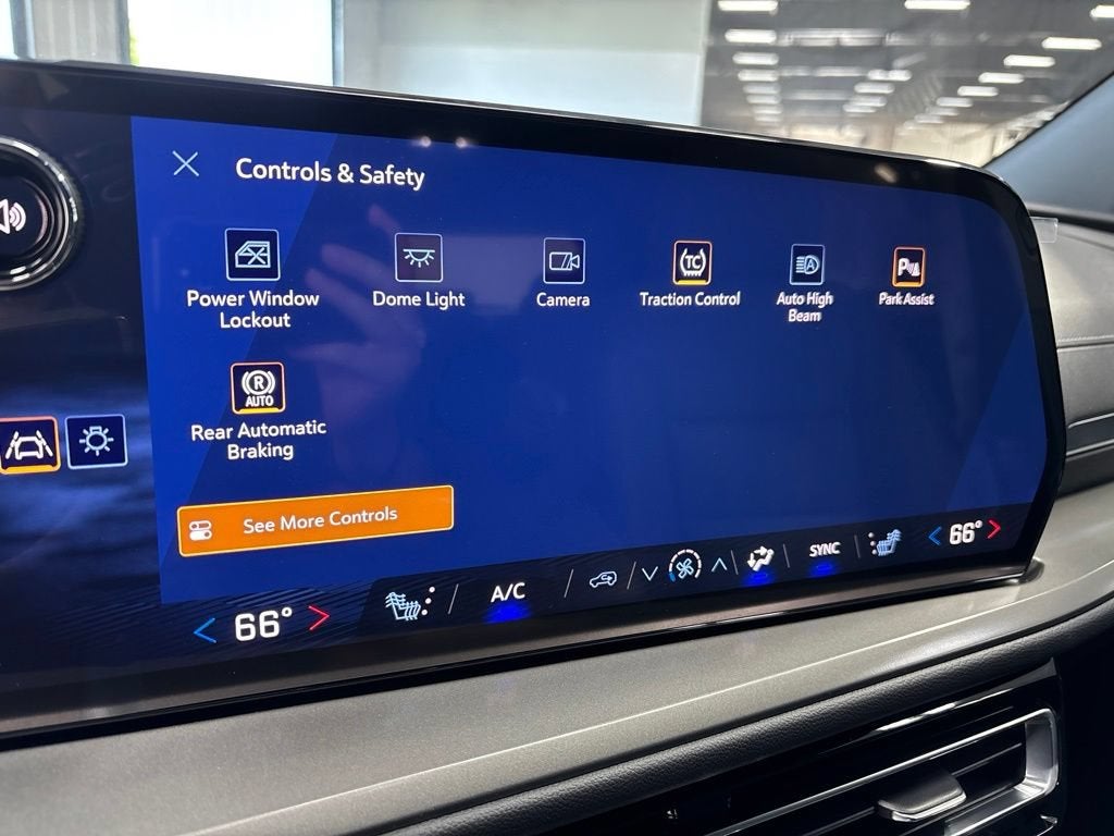 2027 Chevrolet Traverse LT - Photo 23