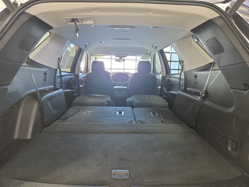 2018 Chevrolet Traverse LT Cloth