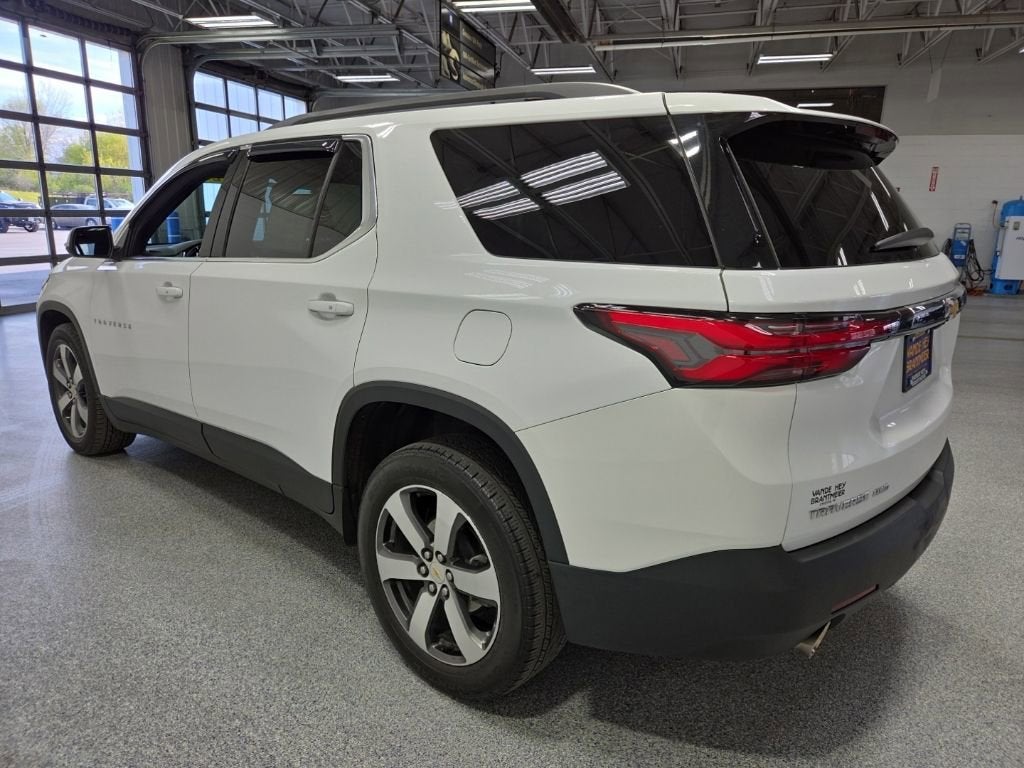 2023 Chevrolet Traverse LT Leather