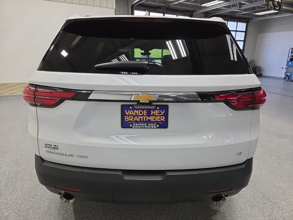 2023 Chevrolet Traverse LT Leather