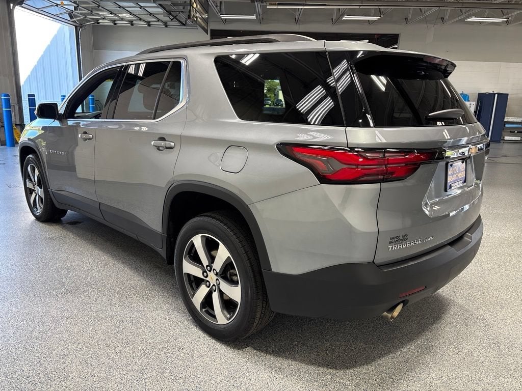 2023 Chevrolet Traverse LT Leather