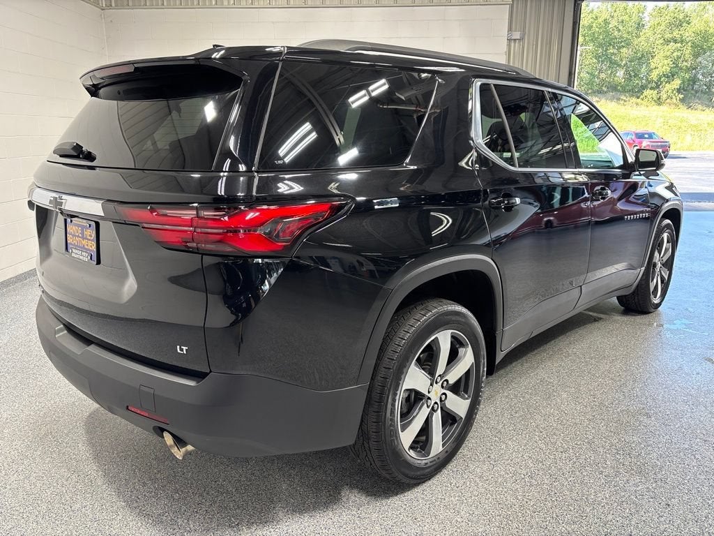 2023 Chevrolet Traverse LT Leather