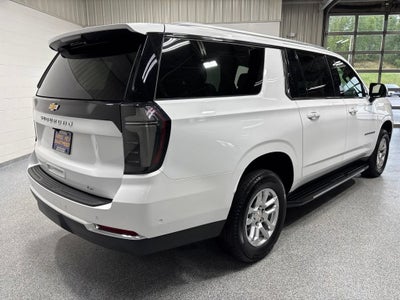 2026 Chevrolet Suburban LT
