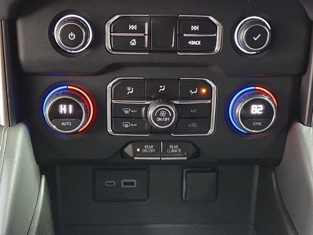 2023 Chevrolet Suburban LS