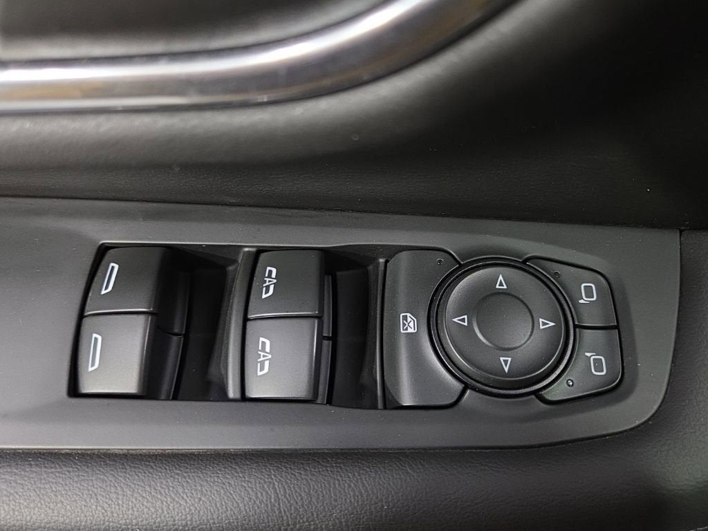 2023 Chevrolet Suburban LS