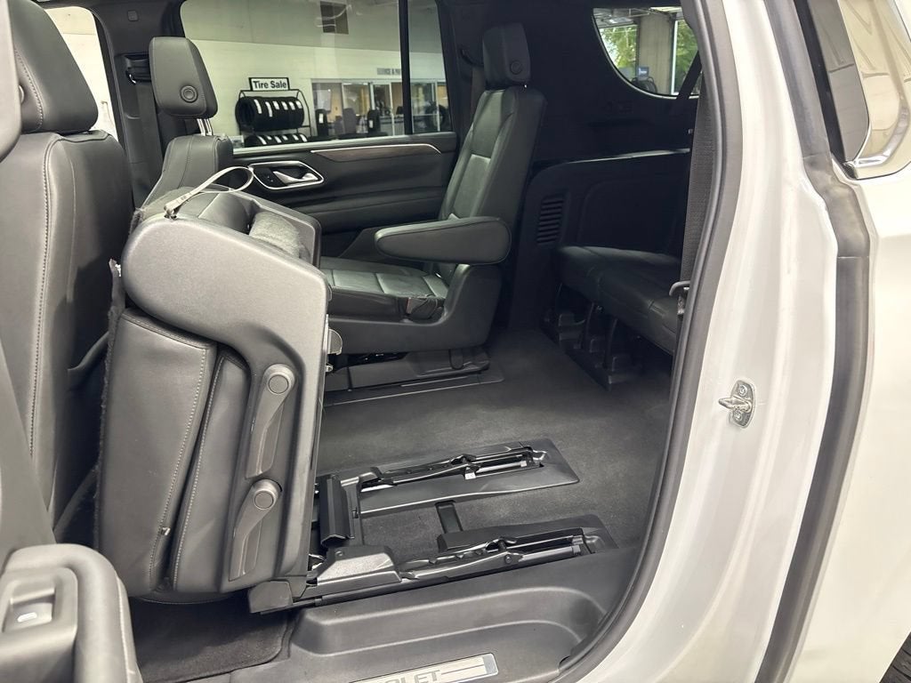2022 Chevrolet Suburban LT