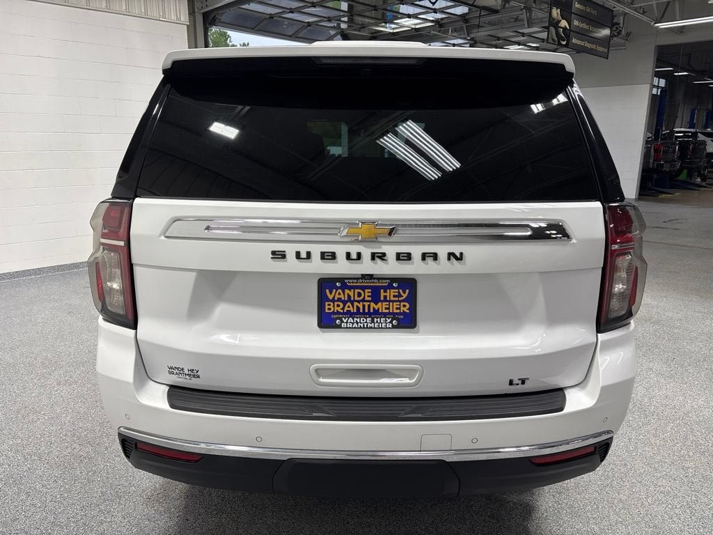 2022 Chevrolet Suburban LT