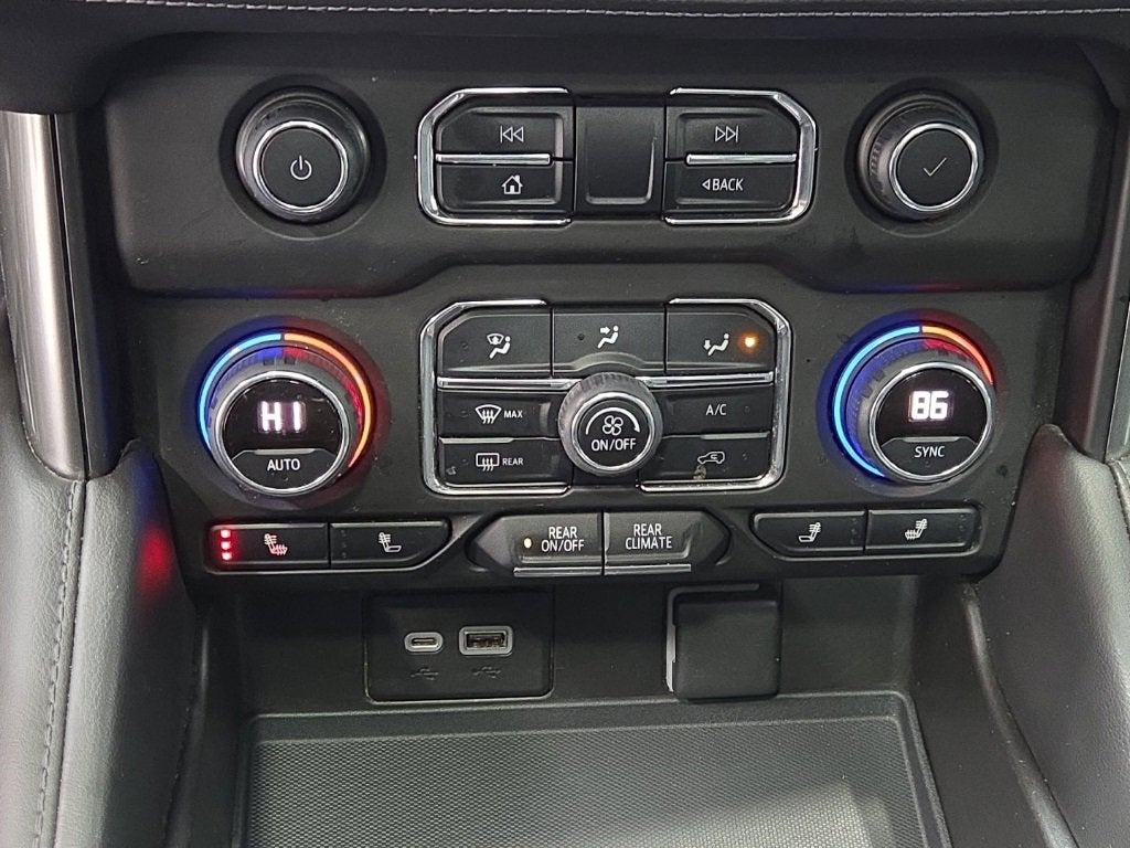 2021 Chevrolet Suburban LT