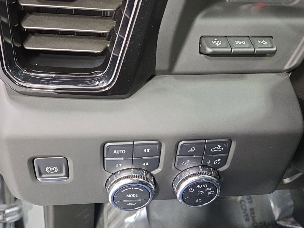 2025 GMC Sierra 2500 HD AT4