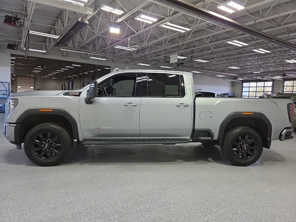 2025 GMC Sierra 2500 HD AT4