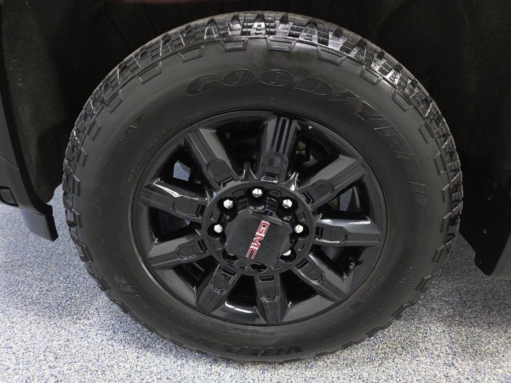 2025 GMC Sierra 2500 HD AT4