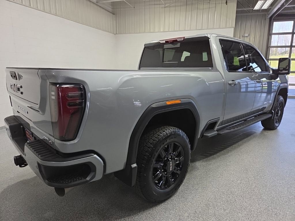 2025 GMC Sierra 2500 HD AT4