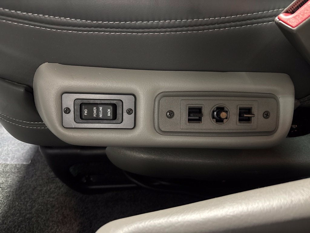 2018 GMC Savana Cargo 2500 Base