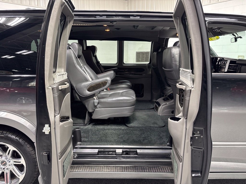 2018 GMC Savana Cargo 2500 Base
