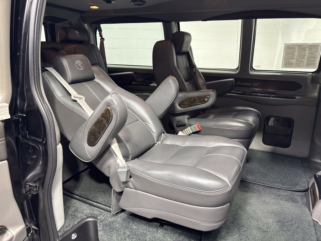 2018 GMC Savana Cargo 2500 Base