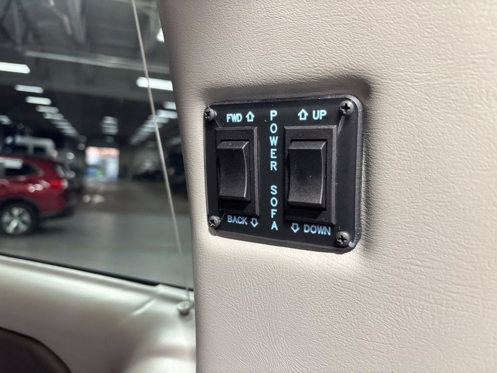 2018 GMC Savana Cargo 2500 Base