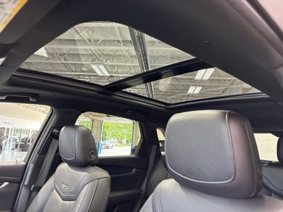 2022 Cadillac XT5 Premium Luxury