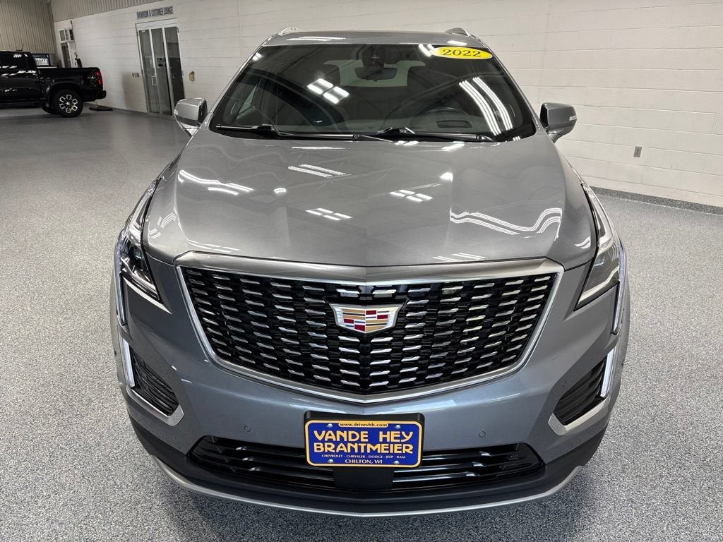 2022 Cadillac XT5 Premium Luxury