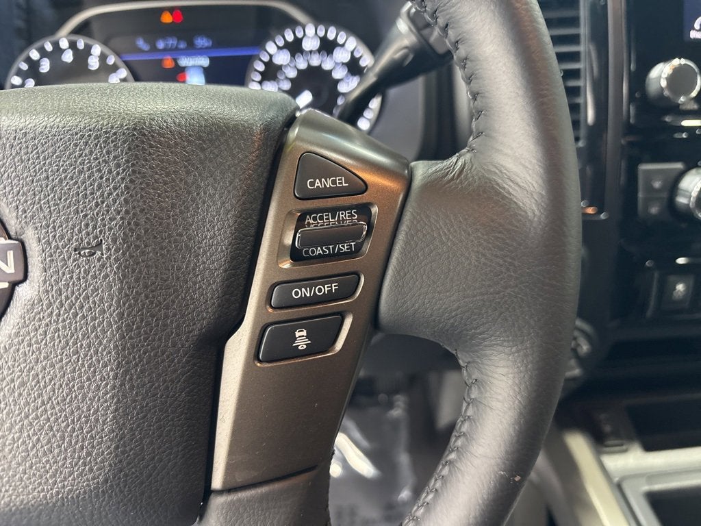 2024 Nissan Titan SV